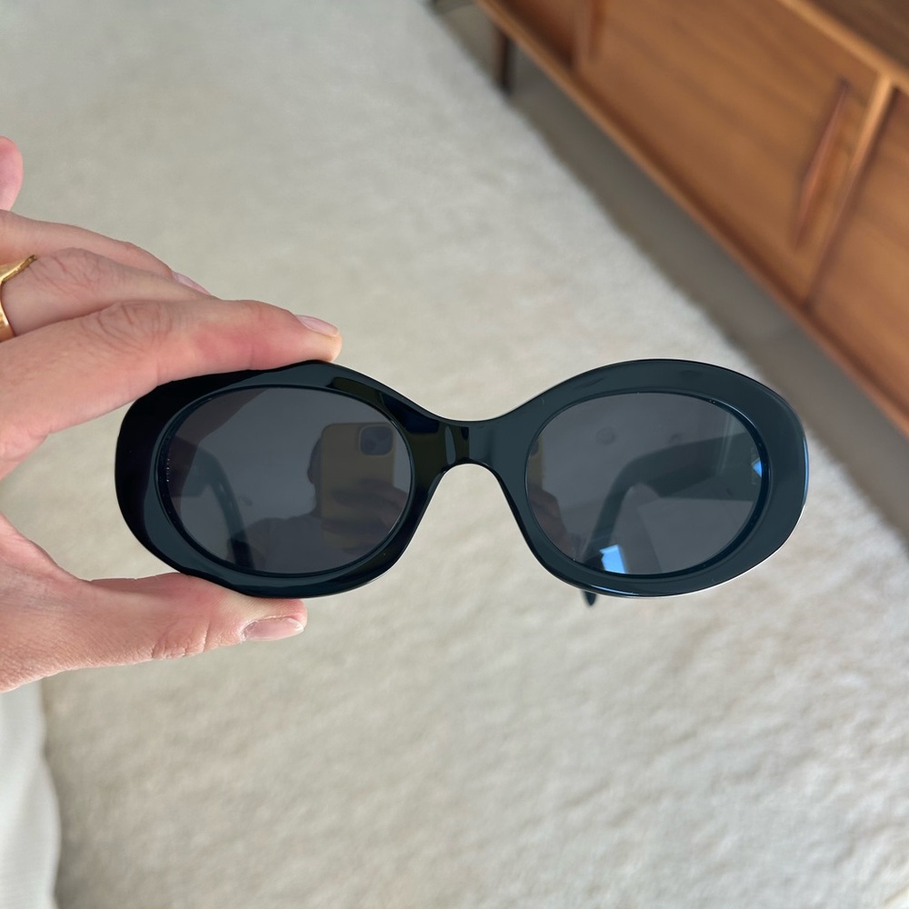 Celine triumph sunglasses black logo - new - Picture 2 of 14